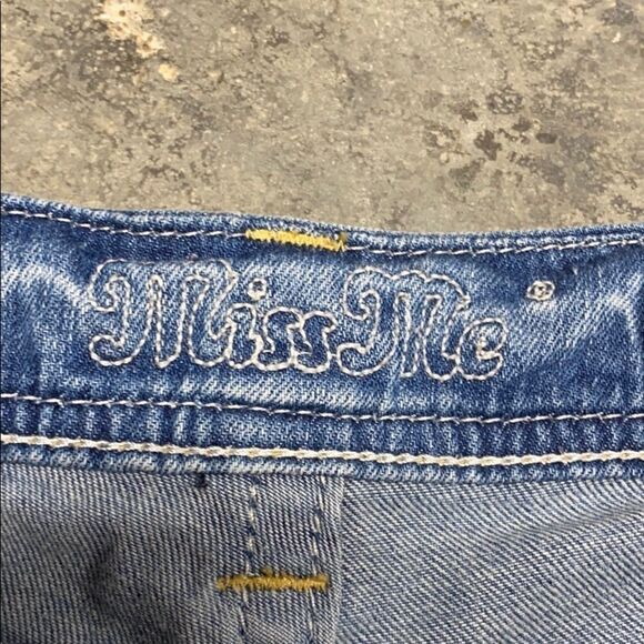 Miss Me Boyfriend Capri Light Wash Jean size 27 - Picture 7 of 9